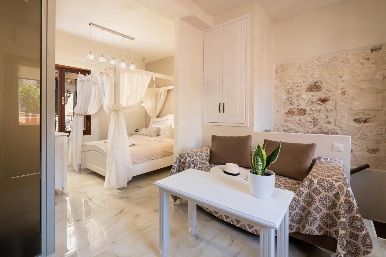 Chrisselen Palazzo Colombo Apartment Chania (Crete)